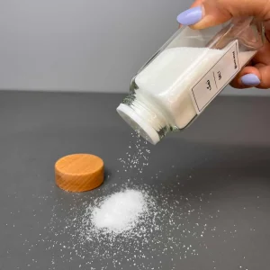 شیشه مکارتی سر نمکپاشی با در چوبی